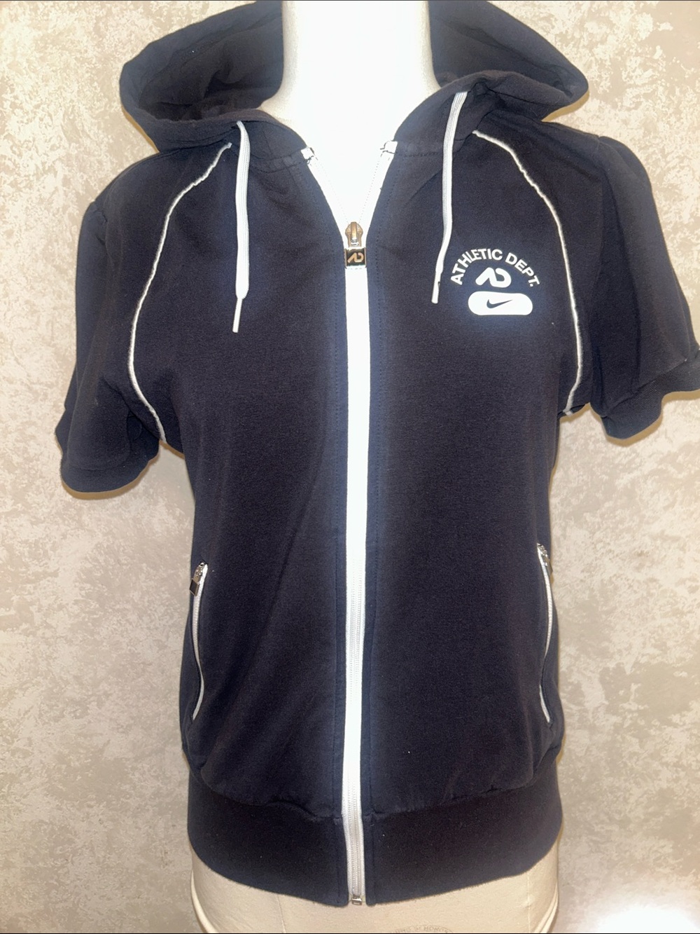 NIKE Black Full Zip Short Sleeved HOODIE JACKET Sz L-Vintage (Fits like Medium)